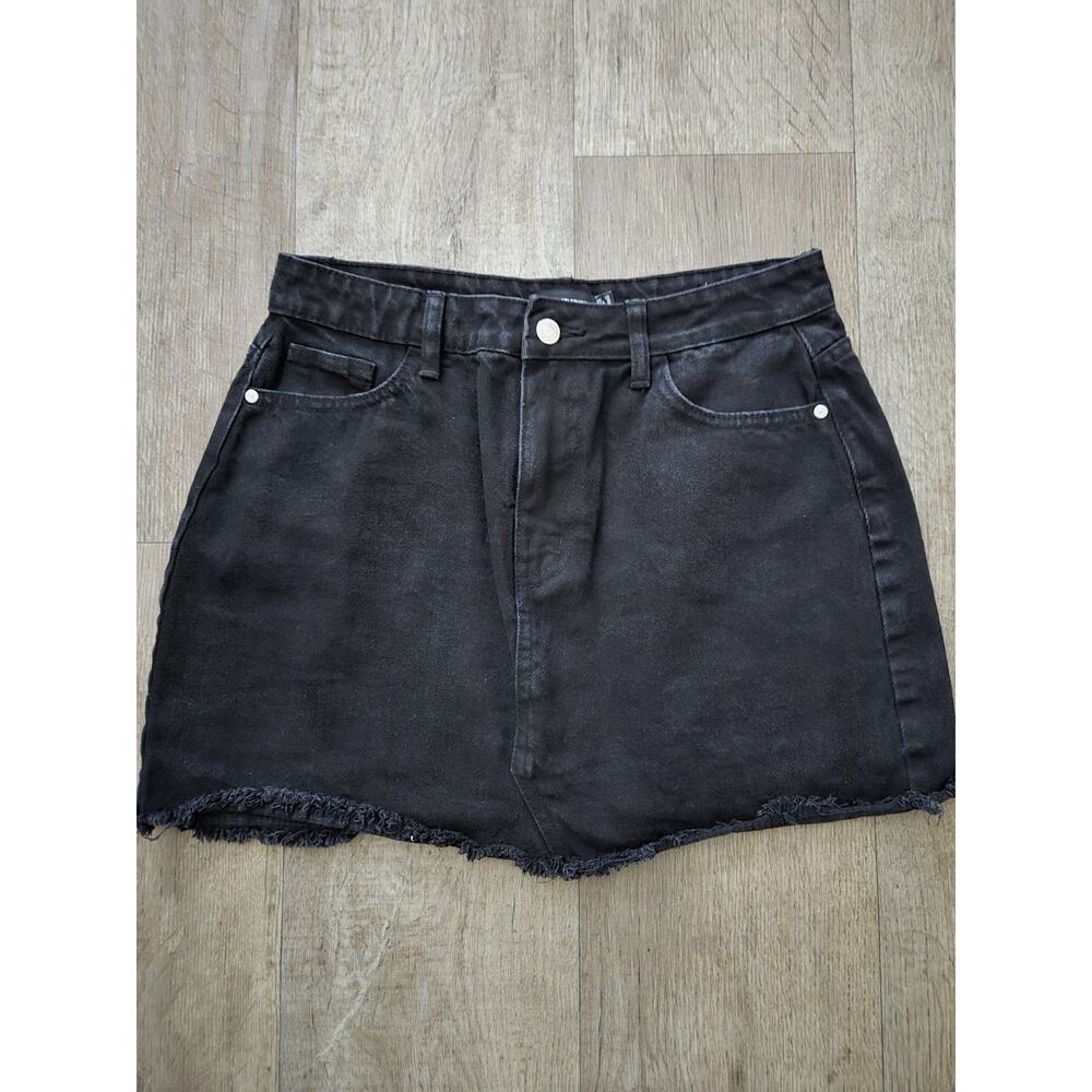 PRETTYLITTLETHING USA Size 8 Black Frayed Denim Skirt Festival Rock Goth Party
